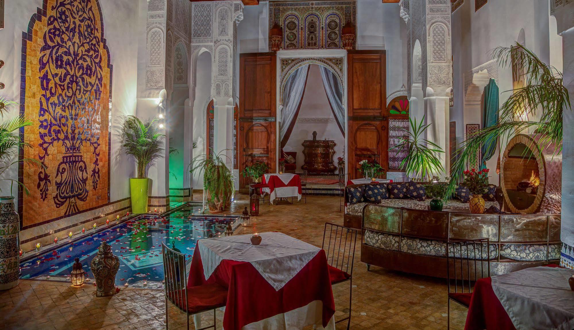 Riad Almaz Fes Luaran gambar